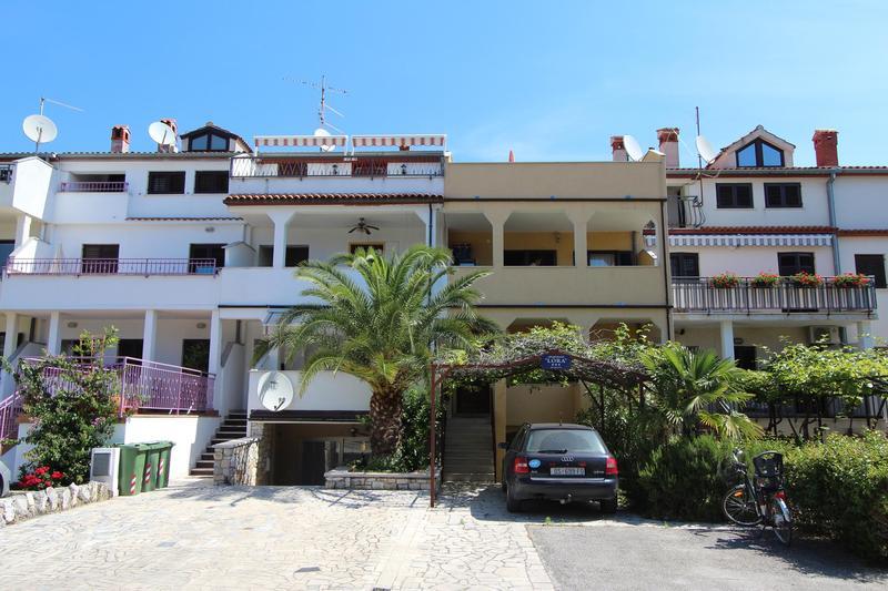 Apartments Lora Rovinj Bagian luar foto
