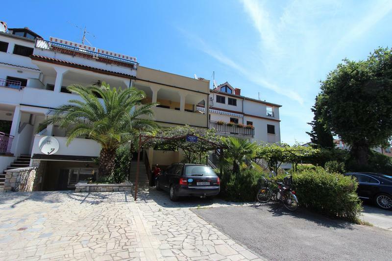 Apartments Lora Rovinj Bagian luar foto